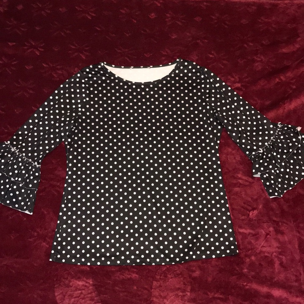Woman’s layering top